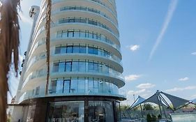 White Tower Mamaia Apartament
